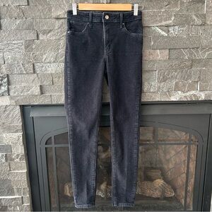 Women’s Levis Black High Rise Corduroy Skinny Pants